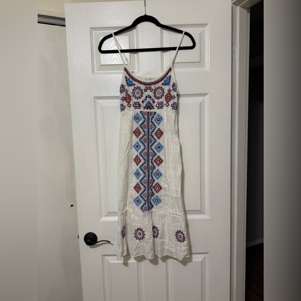 NWT Area Stars Embroidered Strappy Dress Size Medium